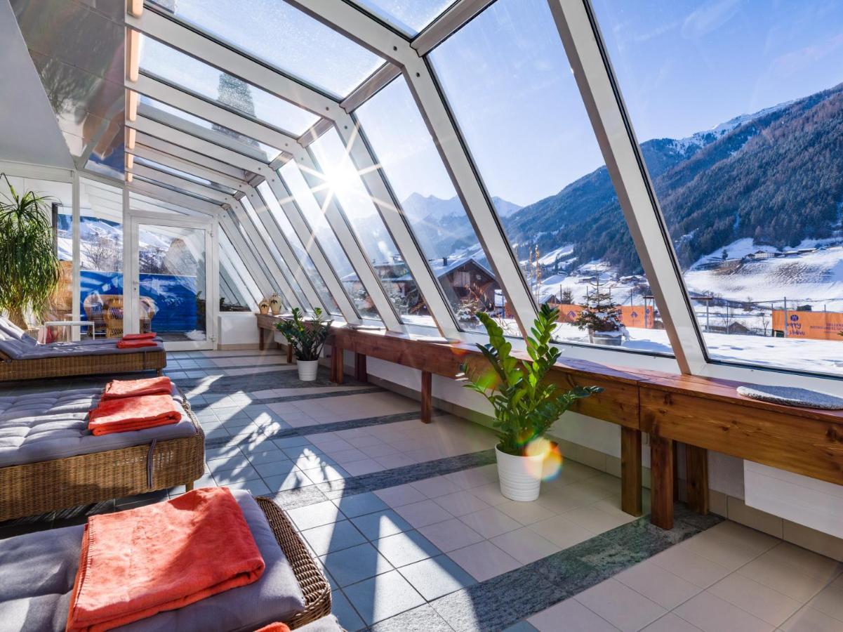 Happy Stubai Hotel นอยชติฟ อิม ชตูไปทัล ภายนอก รูปภาพ