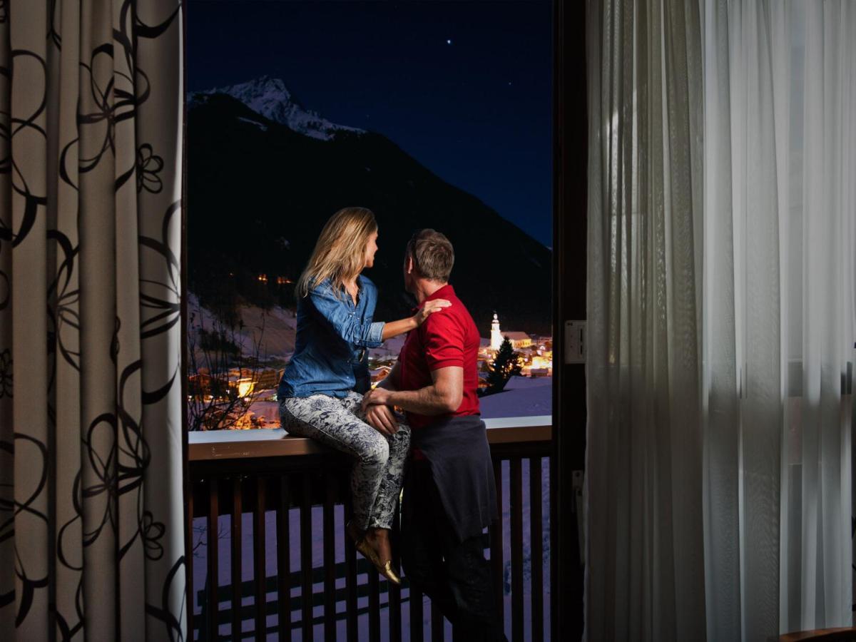 Happy Stubai Hotel นอยชติฟ อิม ชตูไปทัล ภายนอก รูปภาพ