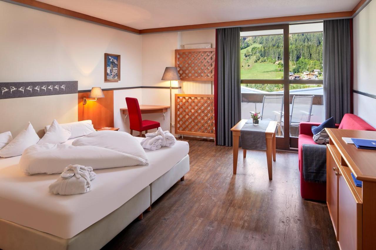 Happy Stubai Hotel นอยชติฟ อิม ชตูไปทัล ภายนอก รูปภาพ