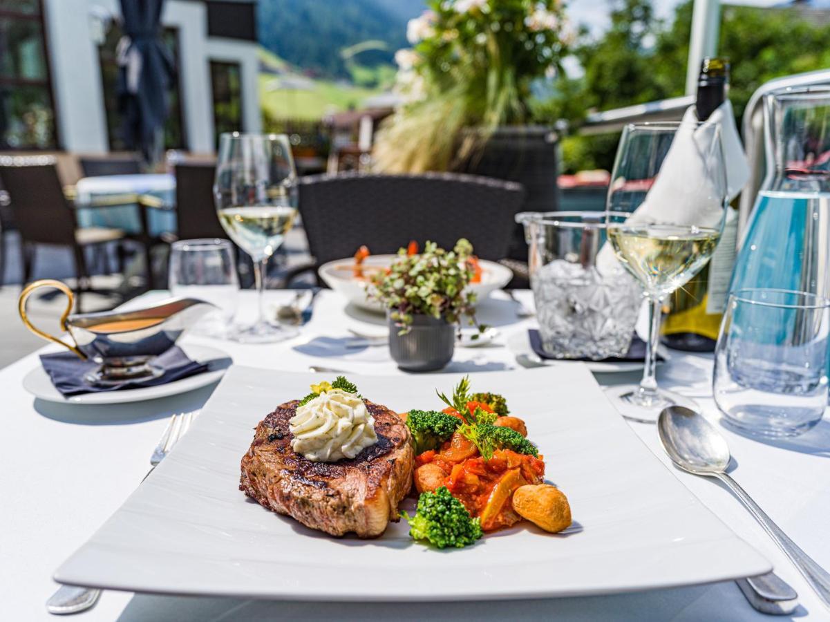 Happy Stubai Hotel นอยชติฟ อิม ชตูไปทัล ภายนอก รูปภาพ