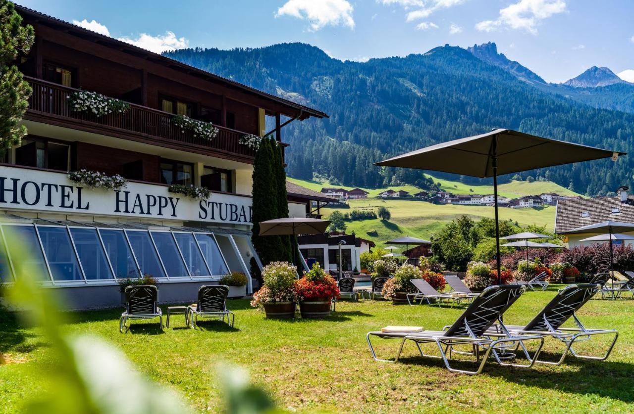 Happy Stubai Hotel นอยชติฟ อิม ชตูไปทัล ภายนอก รูปภาพ