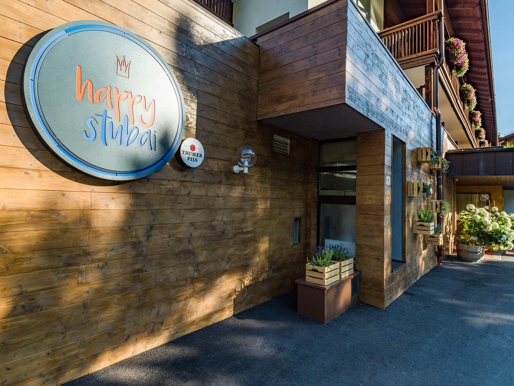 Happy Stubai Hotel นอยชติฟ อิม ชตูไปทัล ภายนอก รูปภาพ