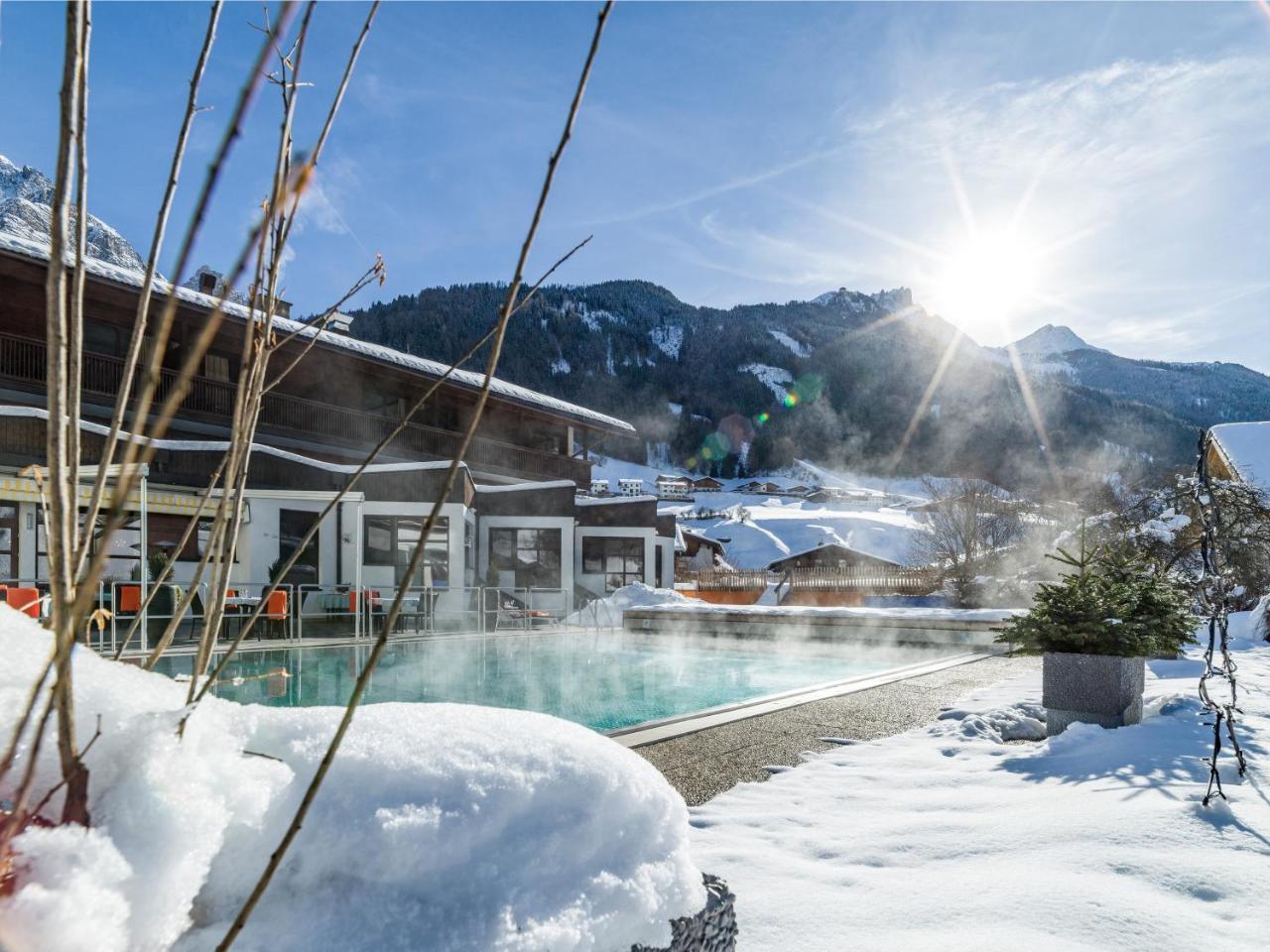 Happy Stubai Hotel นอยชติฟ อิม ชตูไปทัล ภายนอก รูปภาพ
